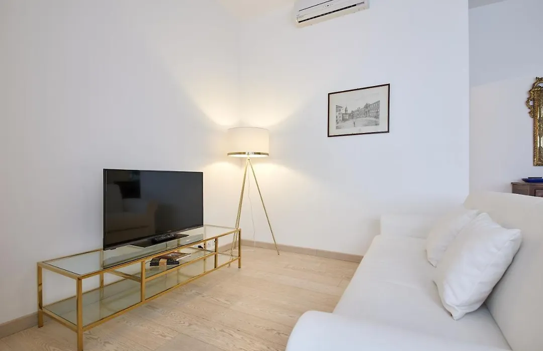 Hale Apartments - Porta Romana-1